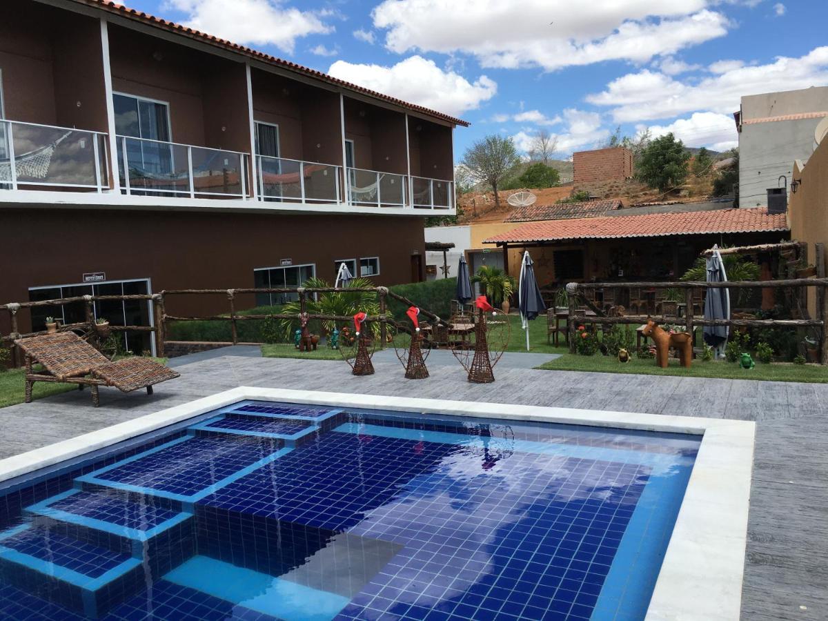 Hotel Virgulino Olho d'Agua do Casado المظهر الخارجي الصورة